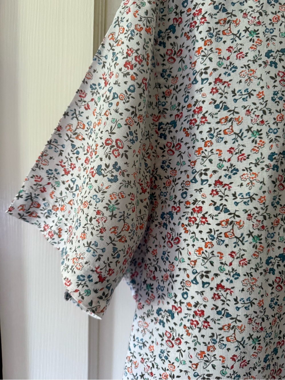 European Linen Men's Short-Sleeve Floral Button-Up Shirt